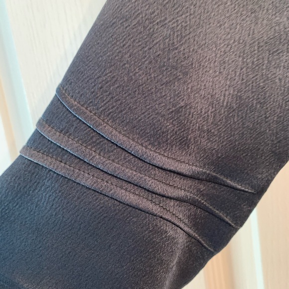 BCBG Max Azria Runway Silk Fan Sleeve Blouse: XS - Picture 3 of 8